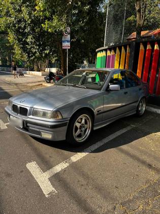 BMW 325i 2.5 SEDAN 24V GASOLINA 4P AUTOMÁTICO